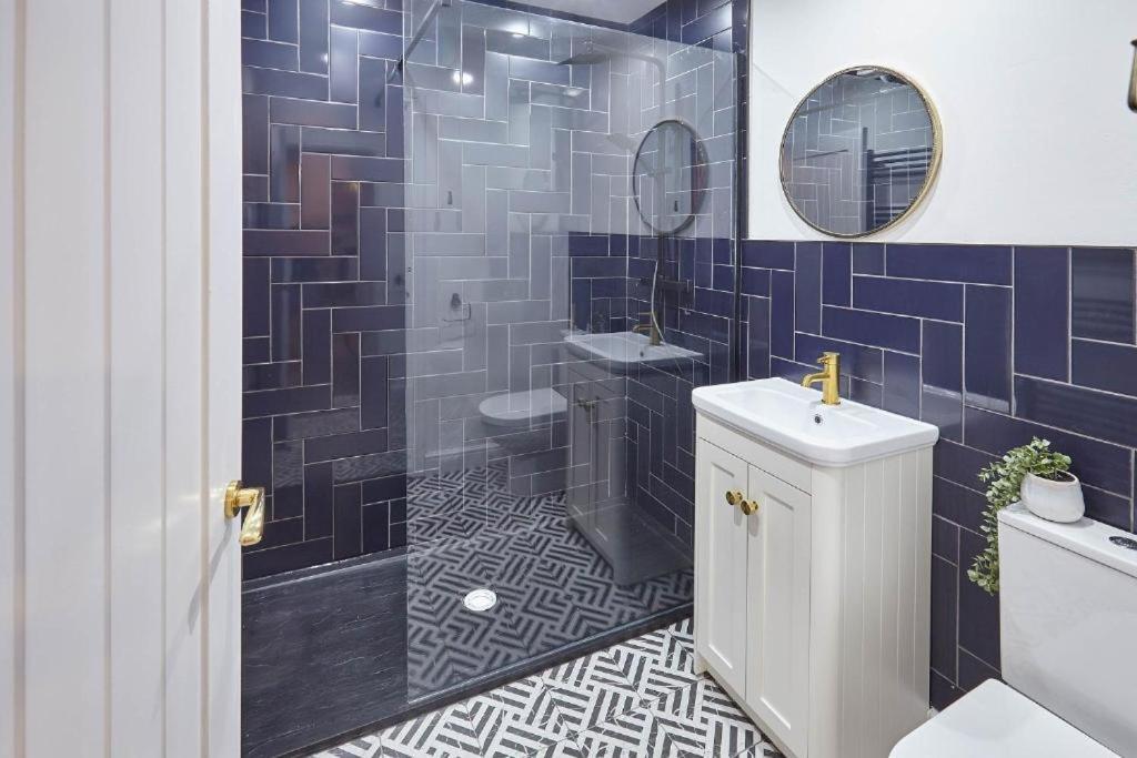 Apartamento Tides Whitby Exterior foto